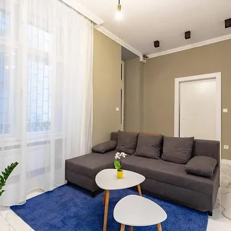 Luxurious In The Heart Of